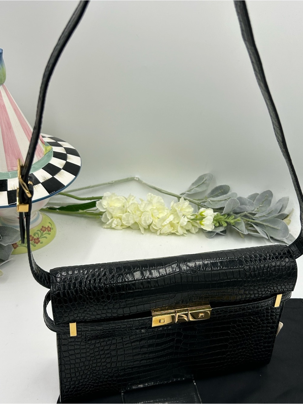 Saint Laurent Manhattan Croc-Embossed Leather Shoulder Bag with Gold-Tone Hardwa - Picture 13 of 14